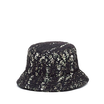 Needlepunch floral bucket