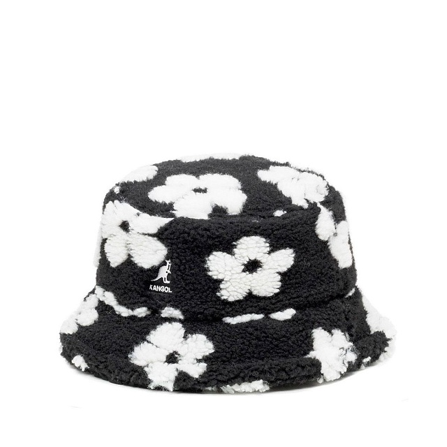 Floral fleece bucket