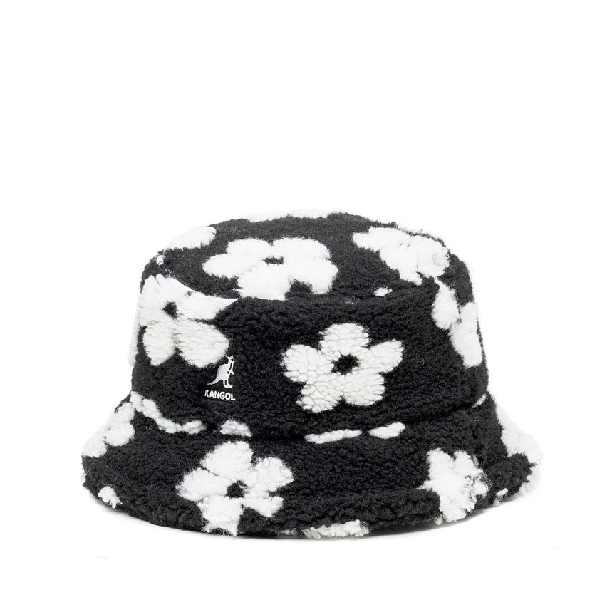 Floral fleece bucket