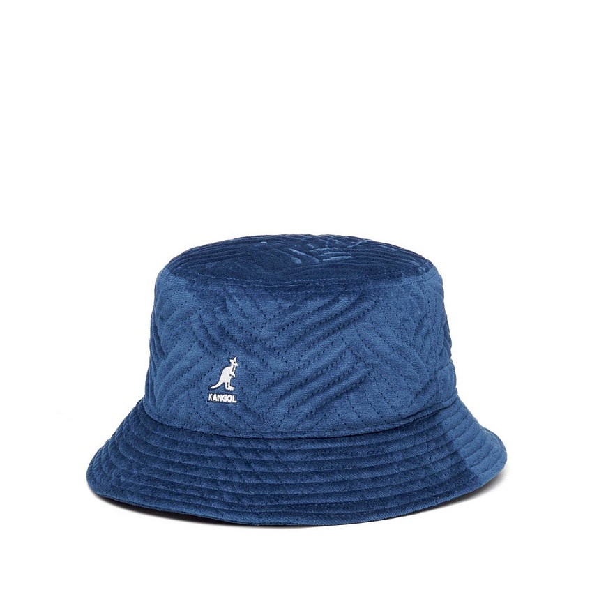 Plush wave puff bucket